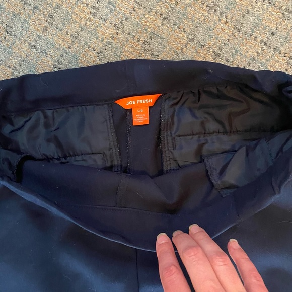 Joe Fresh Navy Blue pants size large - Picture 3 of 5
